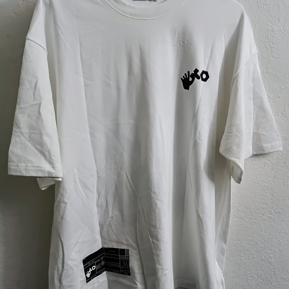Off-White White Short Sleeve Tee Minimalist Design